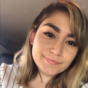 Meet your Posher, Isabelle